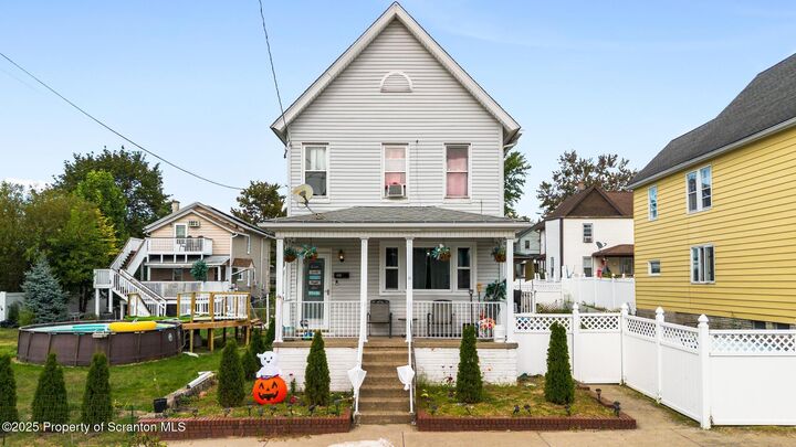 Property Photo:  407 Butler Street  PA 18512 