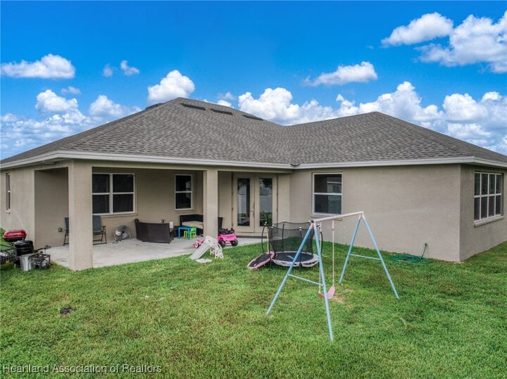 Property Photo:  5071 Moss Hammock Trail  FL 33872 