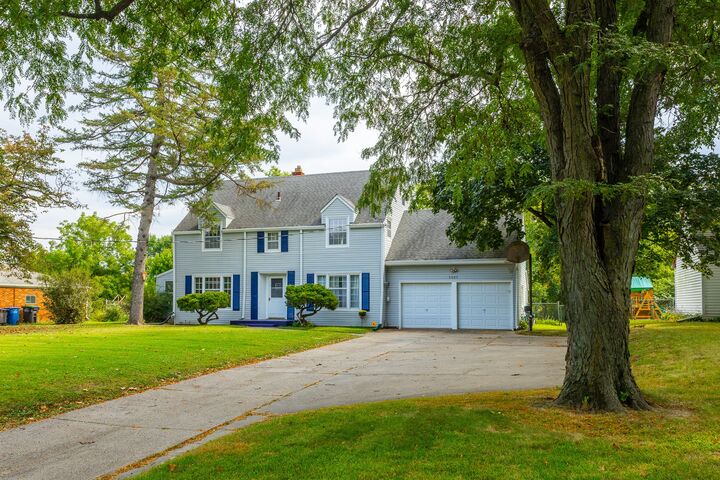 Property Photo:  3407 SW 31st Street  IA 50321