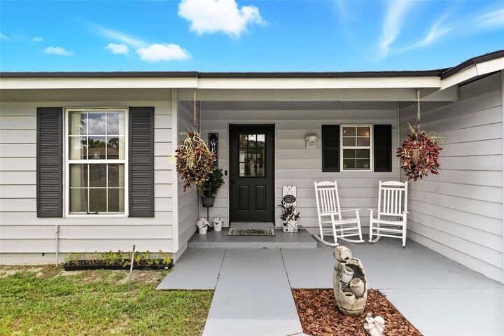 Property Photo: 1001 Deltona Boulevard FL 32725