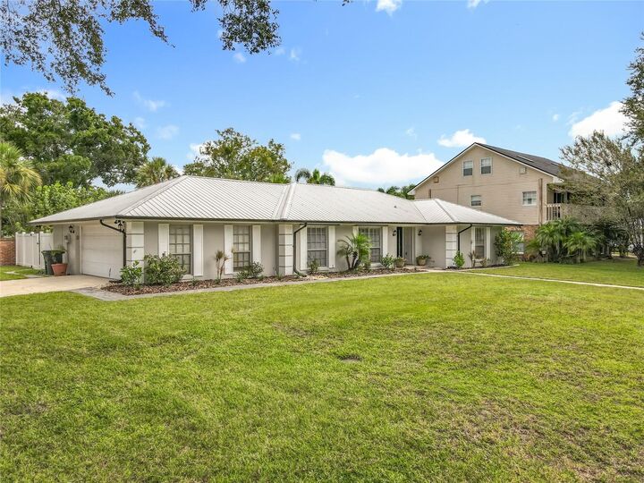 Property Photo:  2815 Montmart Drive  FL 32812 