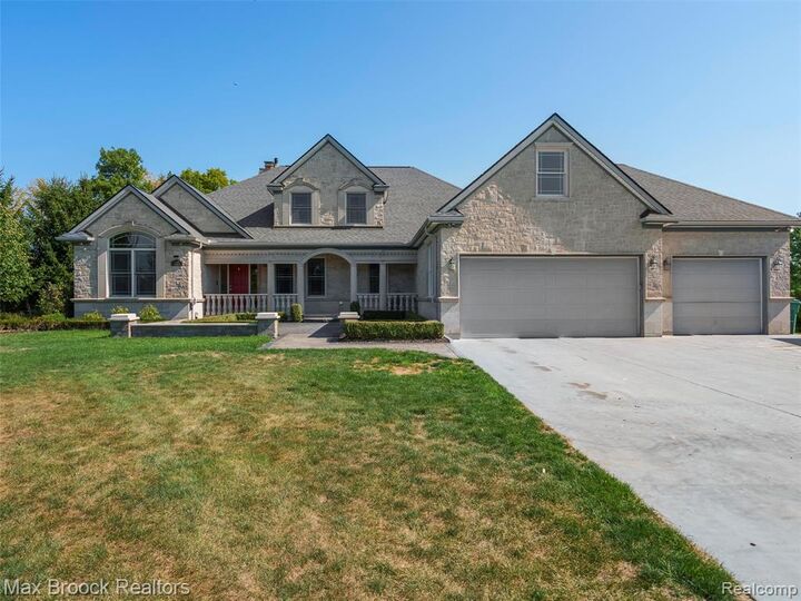 65884 Windrose Court  Ray MI 48096 1837 photo