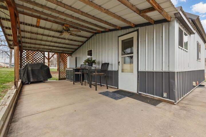 Property Photo:  925 Dudley Street  SD 57785 