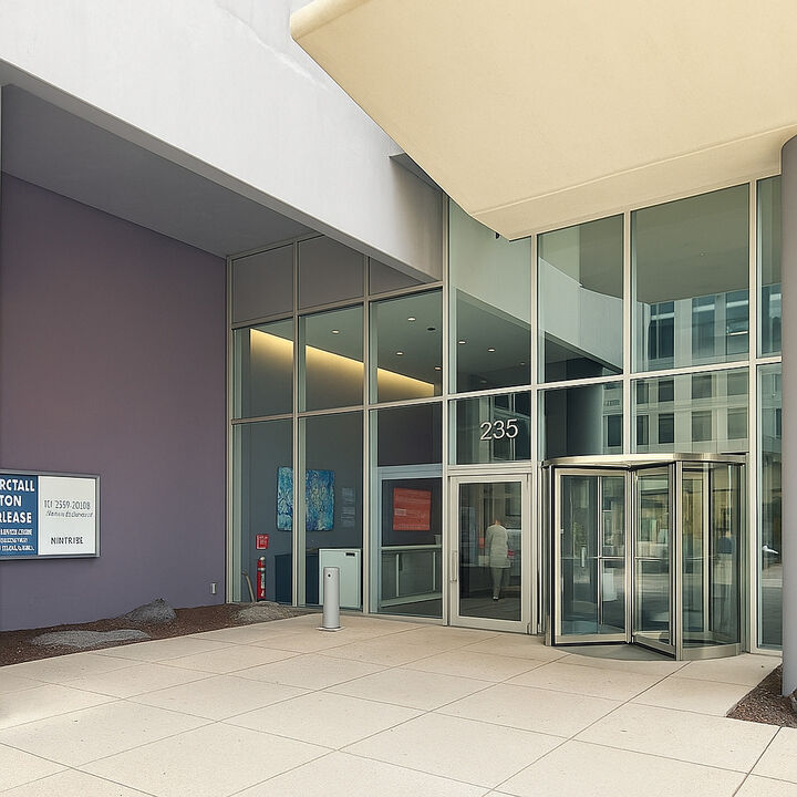 Property Photo:  235 W Van Buren Street 3104  IL 60607