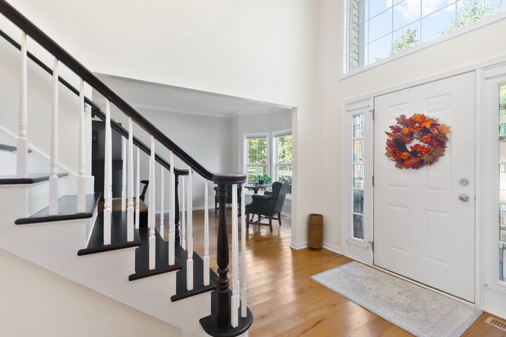 Property Photo:  539 Primrose Lane  IL 60014 
