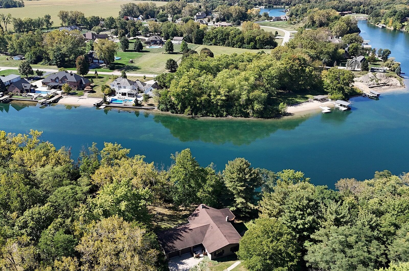 Property Photo: 2085 Island Drive IL 60450