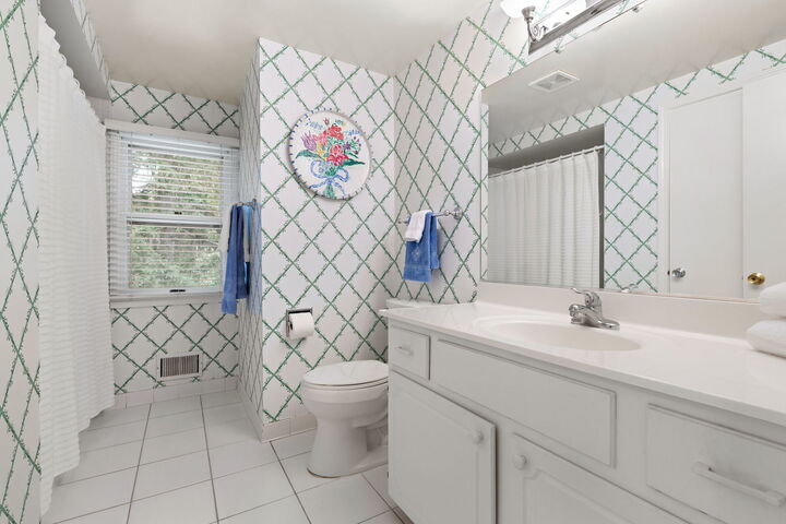 Property Photo:  46 Berkshire Lane  IL 60069 