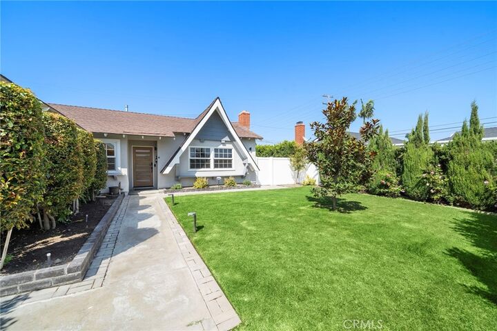 Property Photo:  4951 Maui Circle  CA 92649 