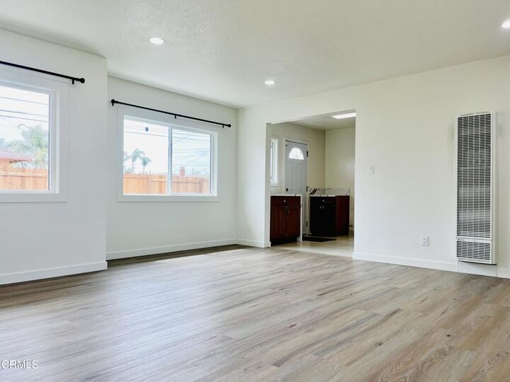 Property Photo: 1227 S G Street CA 93033