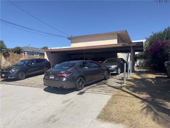 Property Photo:  1531 Del Amo 1  CA 90501 