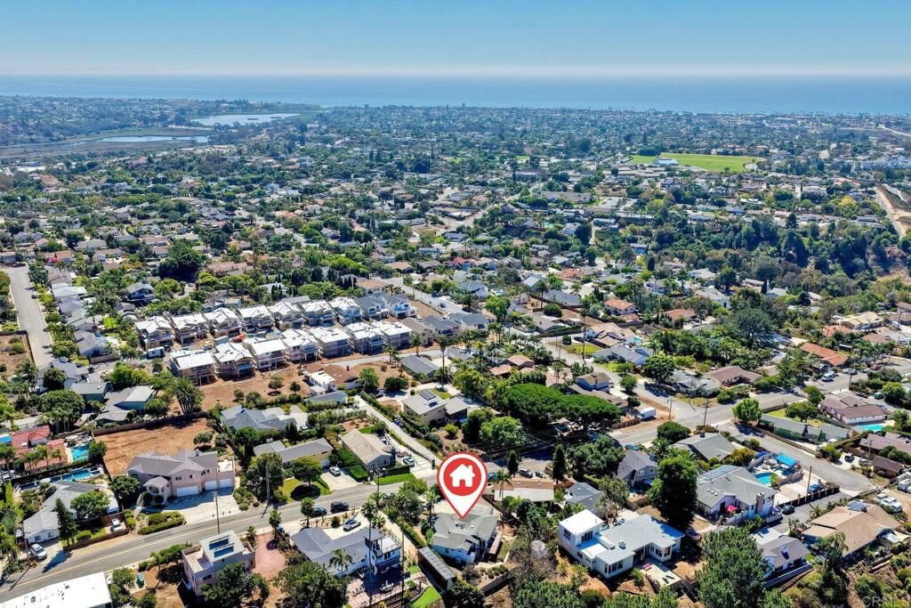 Property Photo:  2428 Dunstan Street  CA 92054 