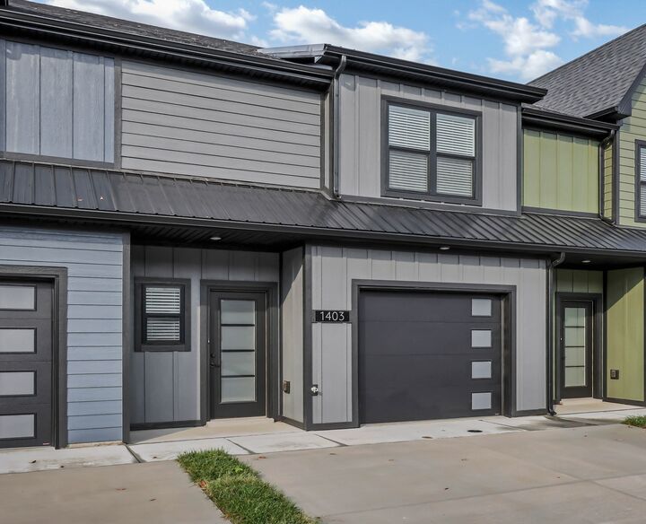 Property Photo: 1403 Jonathan Wade Circle TN 37043