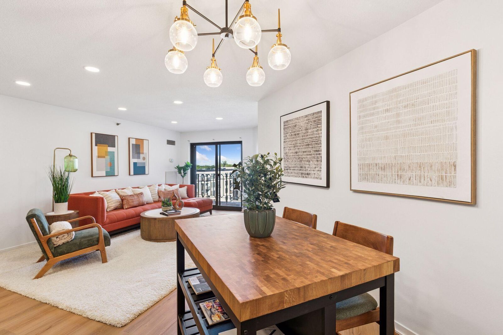 Property Photo:  3131 Excelsior Boulevard 810  MN 55416 