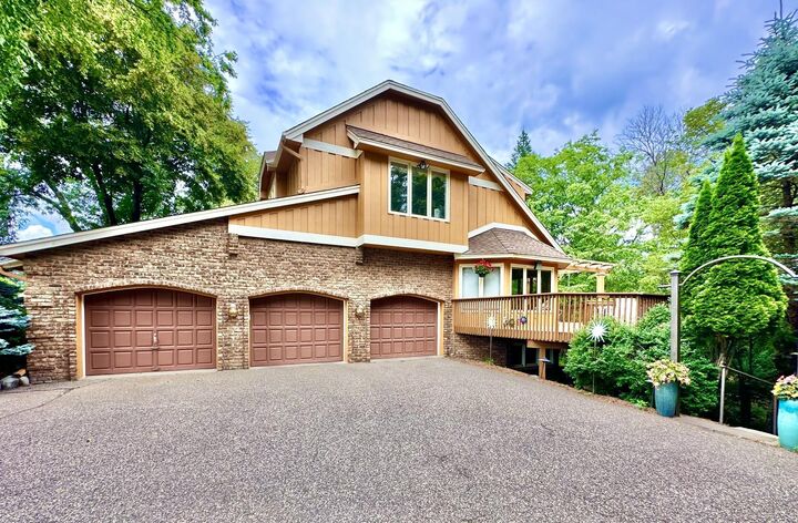 Property Photo:  2717 Hidden Creek Lane  MN 55391 