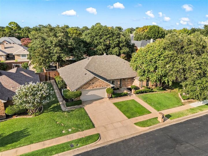 Property Photo:  1205 Brookshire Drive  TX 76021 
