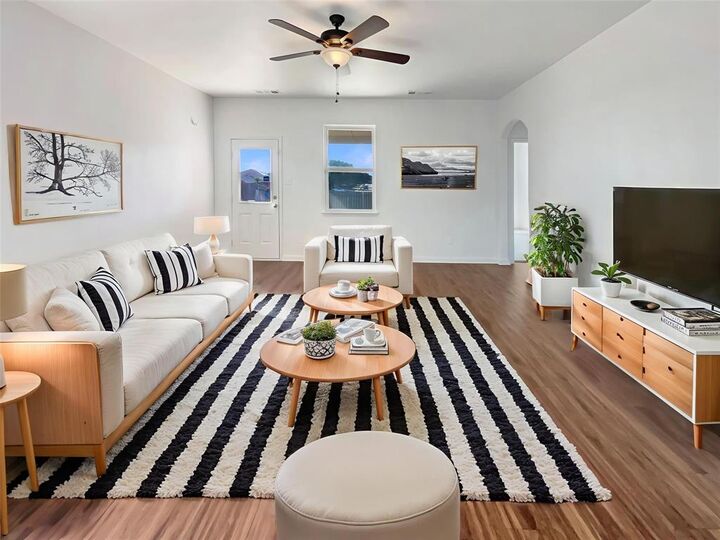 Photo de la propriété:  161 Kennedy Drive  TX 76084