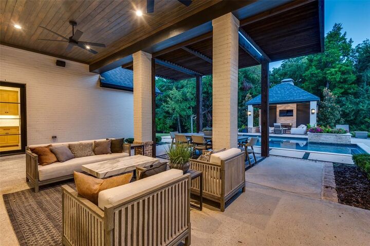 Property Photo:  7430 Woodstream Road  TX 76065 