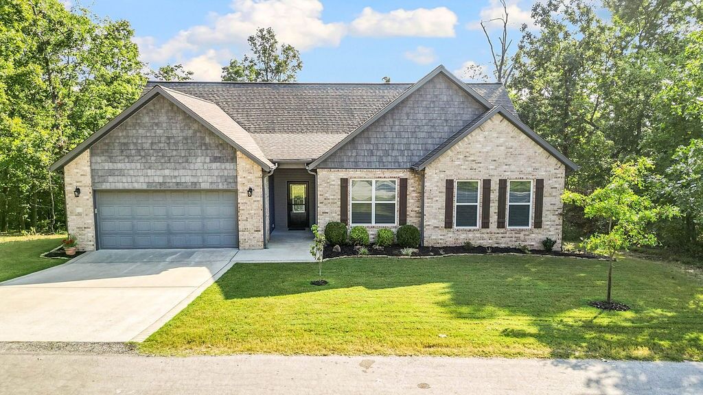 Property Photo: 16 Eriboll Lane AR 72715