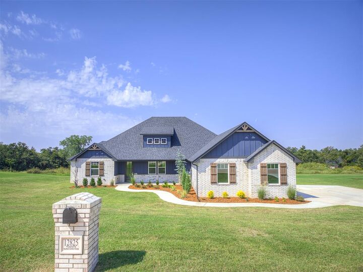 Property Photo: 12825 Painted Sky OK 73007