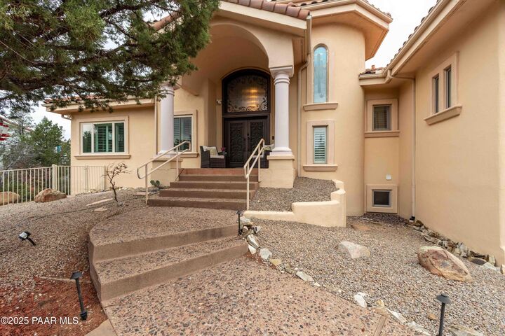 Property Photo:  651 Fiesta Lane  AZ 86303 