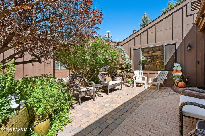 Property Photo:  242 Mahogany Lane  AZ 86303