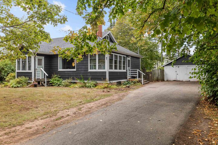 61 Mount Edward Road  Charlottetown PE C1A 5S1 photo