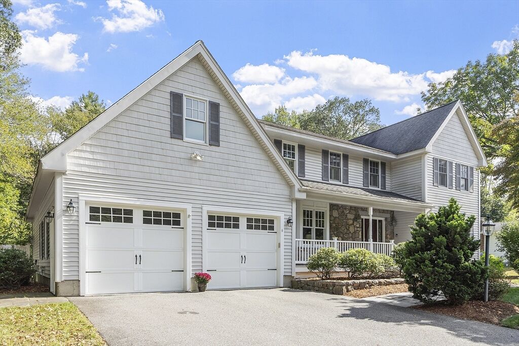 Property Photo:  6 Green Valley Dr  MA 01824 