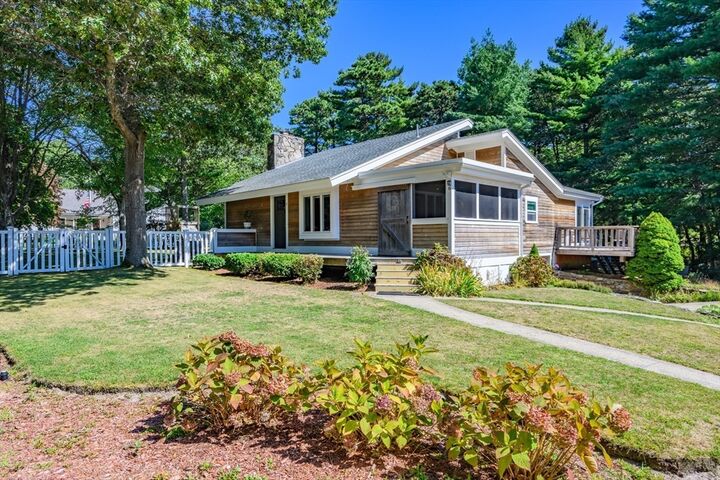 Property Photo:  6 Cedar St  MA 02635 