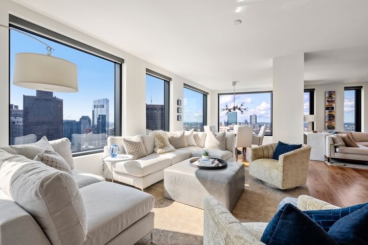 Property Photo:  110 Sudbury Street 4002  MA 02114 
