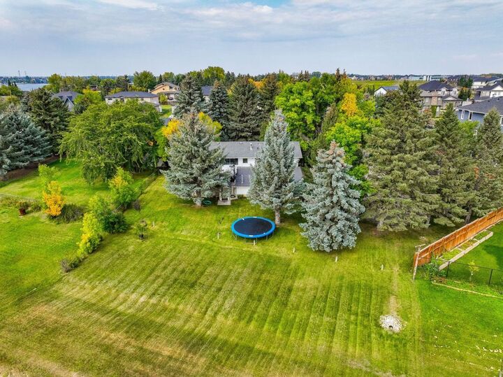 Property Photo: 1153 East Lakeview Road AB T1X 1B1