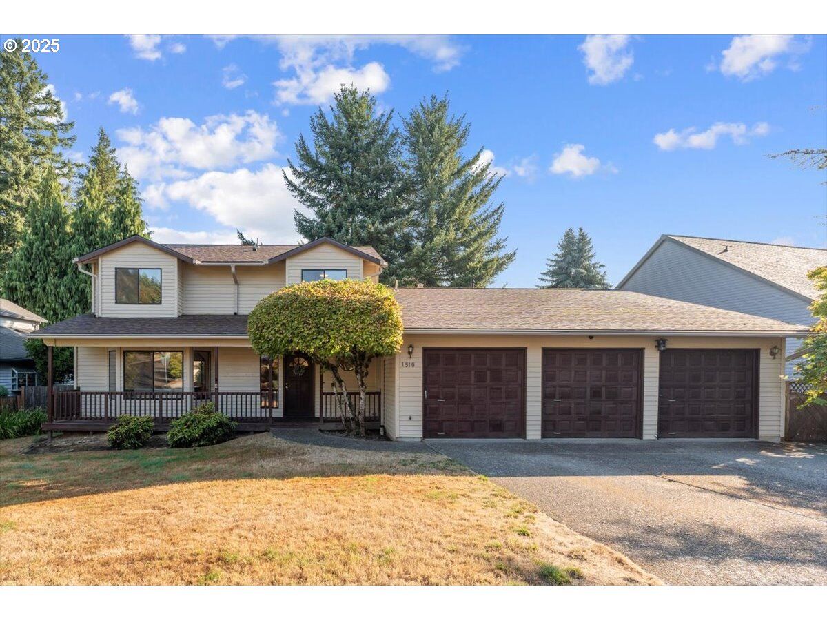 Property Photo: 1510 SE Elliott Ave OR 97080