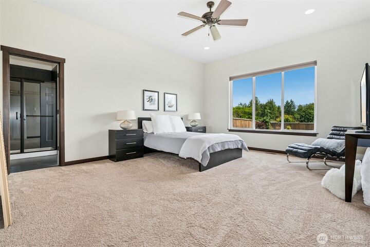 Property Photo:  12529  287th Avenue SE  WA 98272 