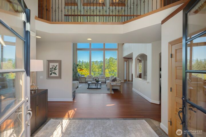 Property Photo:  6318  Fairway Place SE  WA 98065 