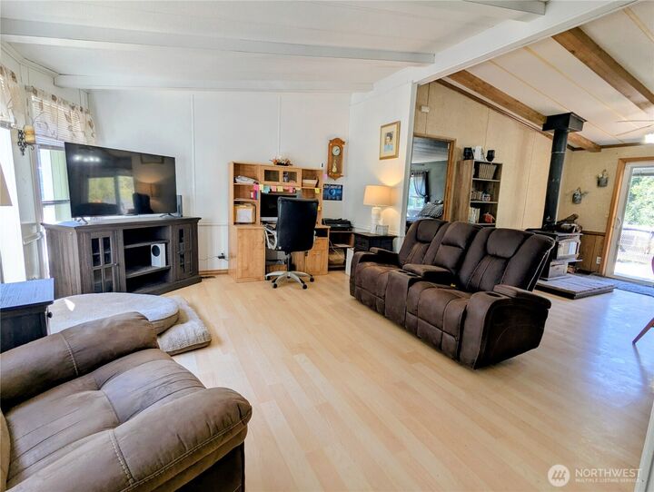 Property Photo:  6622  5th Drive NW  WA 98271 