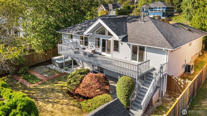 Property Photo:  4522 E Oregon Street  WA 98226 