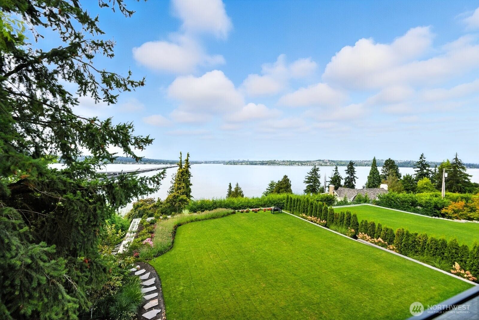 Property Photo:  3263  Evergreen Point Road  WA 98039 