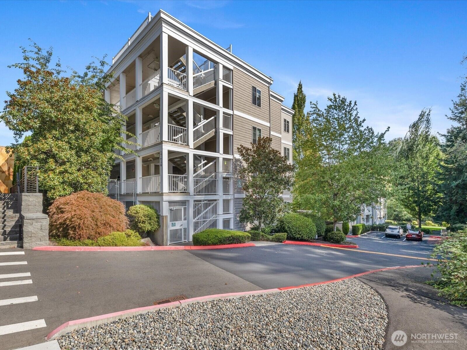 Property Photo:  17426  Bothell Way NE A-407  WA 98011 