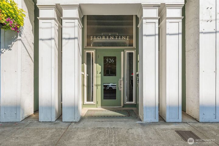 Property Photo:  526  1st Avenue S 511  WA 98104 