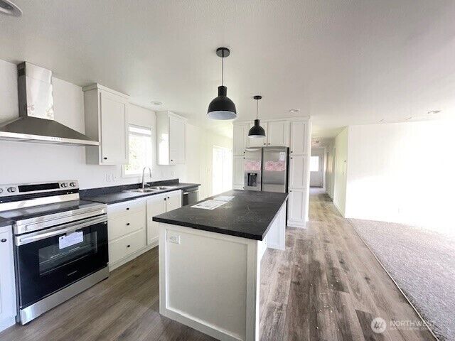 Property Photo:  214 W Griffith Street  WA 98520