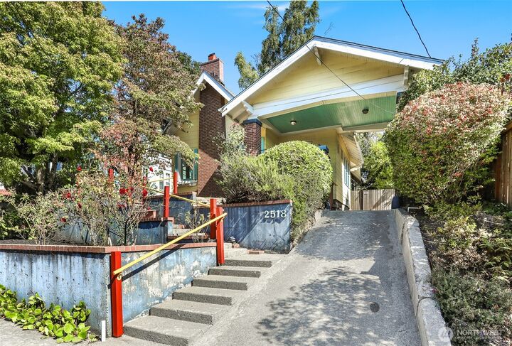 2518  31st Avenue S  Seattle WA 98144 photo