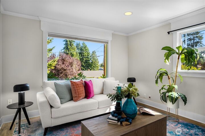 Property Photo:  5620  Wetmore Avenue A  WA 98203 