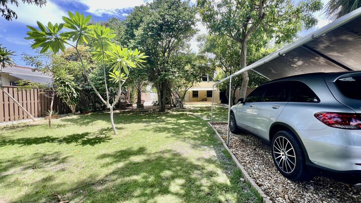 Property Photo: 1120 S Federal Highway FL 33460