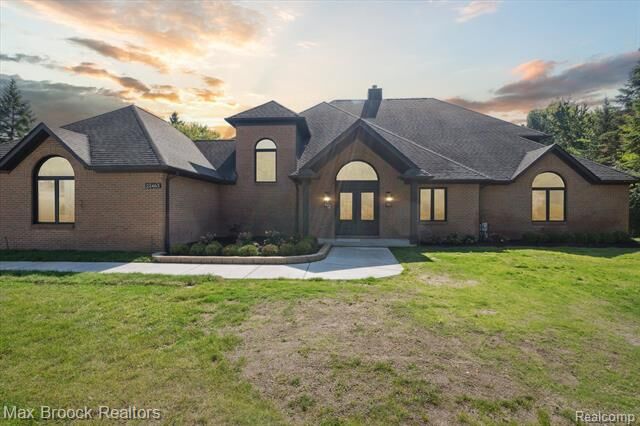 22463 Norfolk Court  Novi MI 48374 photo