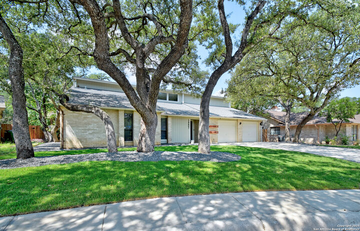 Property Photo:  14607 Green Oaks Woods  TX 78249 