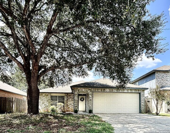 13115 Regency Bend  San Antonio TX 78249 photo