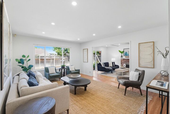 Property Photo:  5597 Glenoak Court  CA 95129 