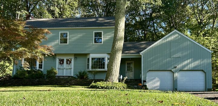 19 Carriage Drive  Oxford CT 06478 photo