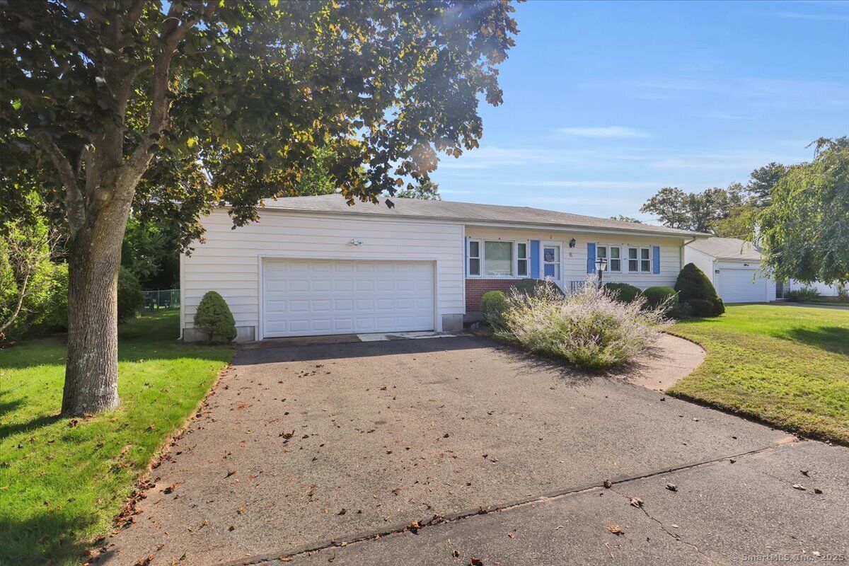 Property Photo:  11 Penn Road  CT 06042 
