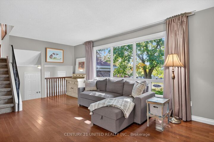 Property Photo:  44 Crystal Springs Drive  ON K9J 6Y3 