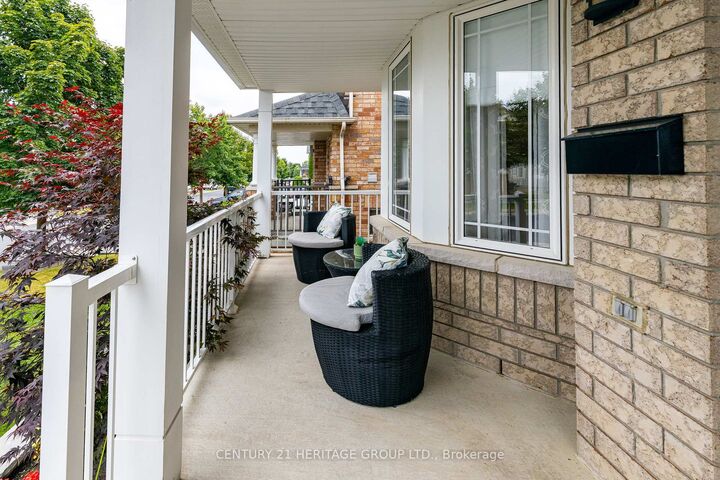 Property Photo: 106 Laurendale Avenue ON L4P 4E8